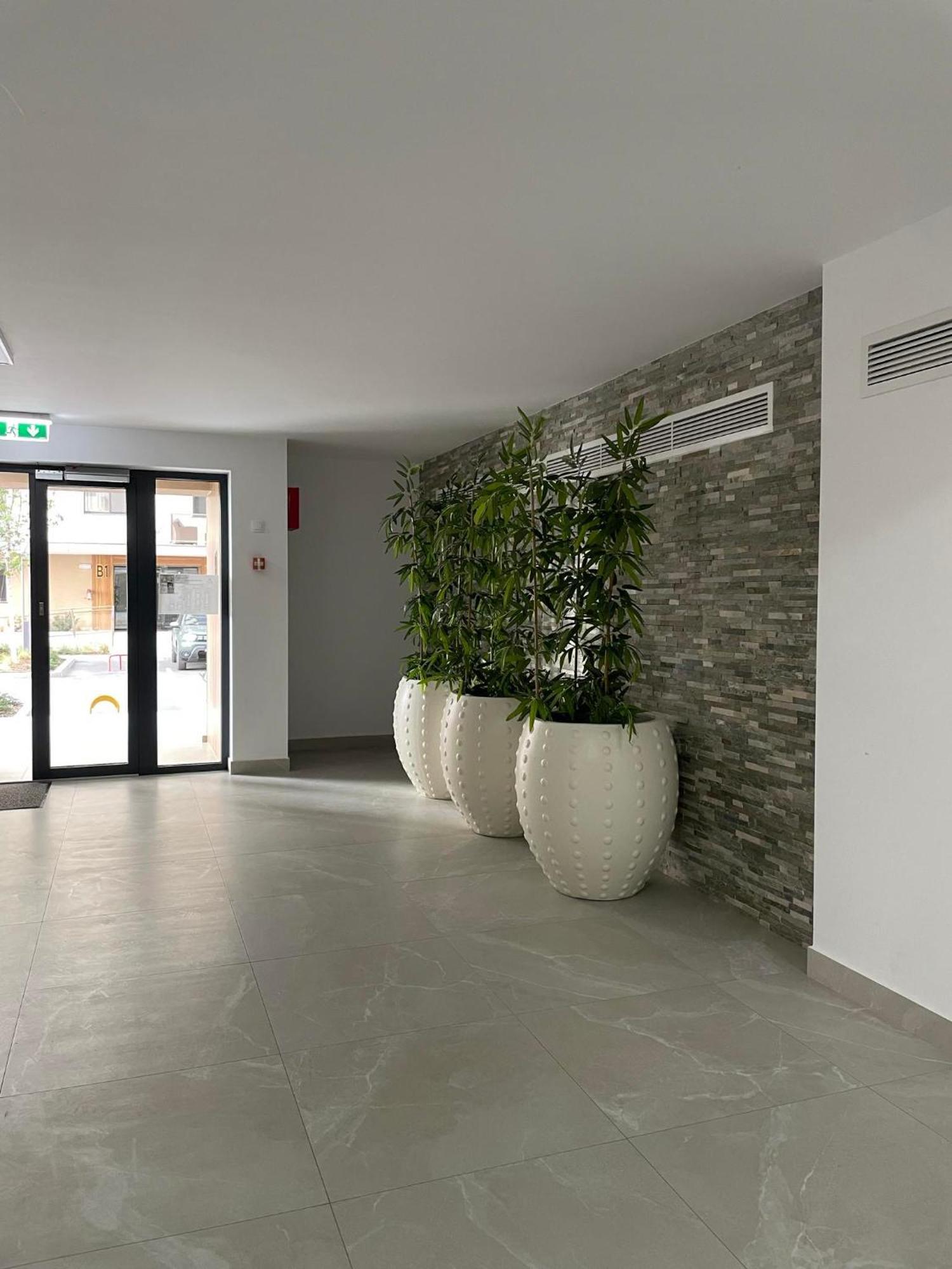 Ferienwohnung Metropolis Elegance Bukarest Exterior foto