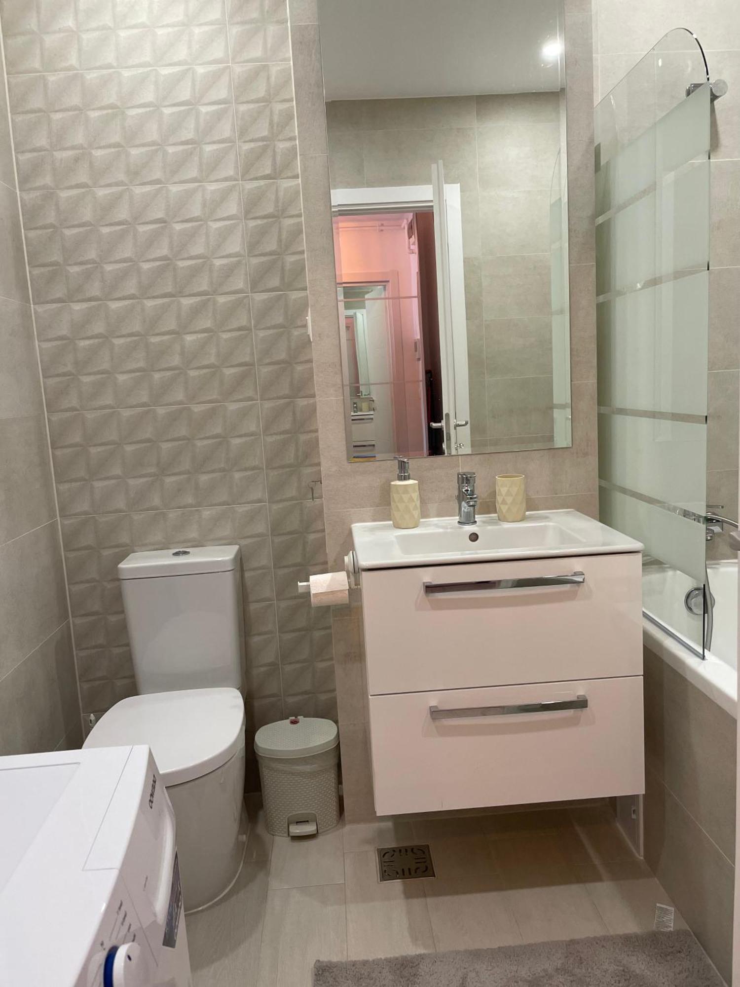 Ferienwohnung Metropolis Elegance Bukarest Zimmer foto