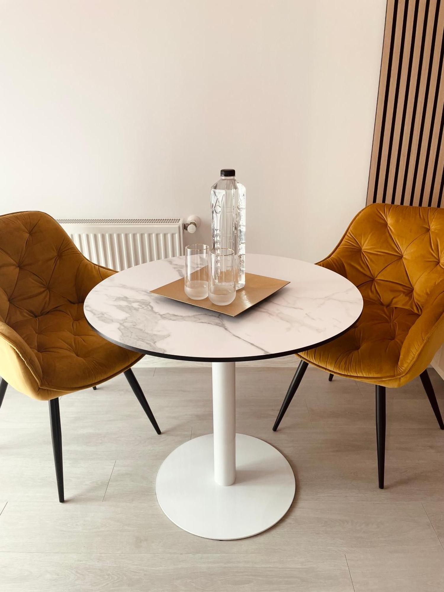 Ferienwohnung Metropolis Elegance Bukarest Zimmer foto